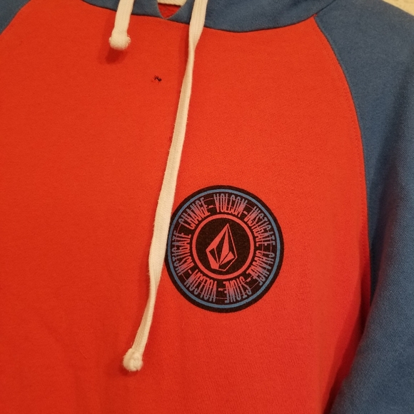 Volcom Hoodie - Picture 3 of 8